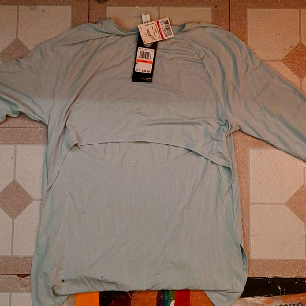 Women's long sleeves